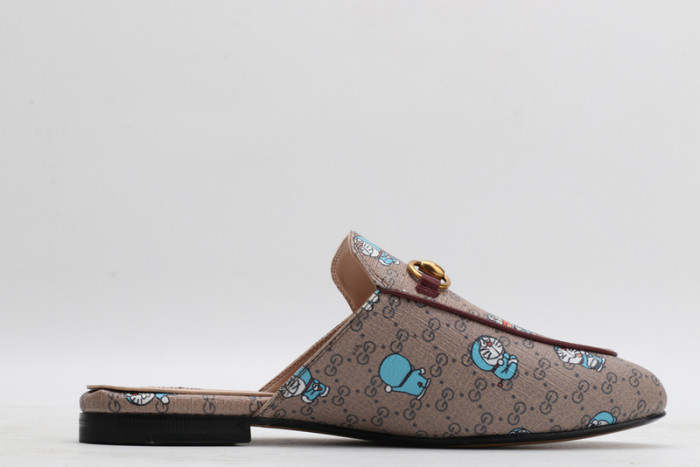guc loafer