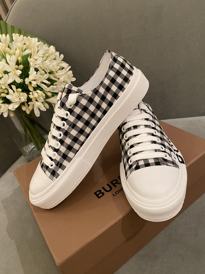 BUBERY SNEAKER