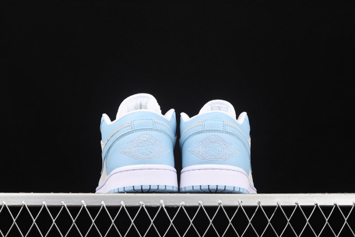 air jordan 1 low university blue wmns dc0774-050