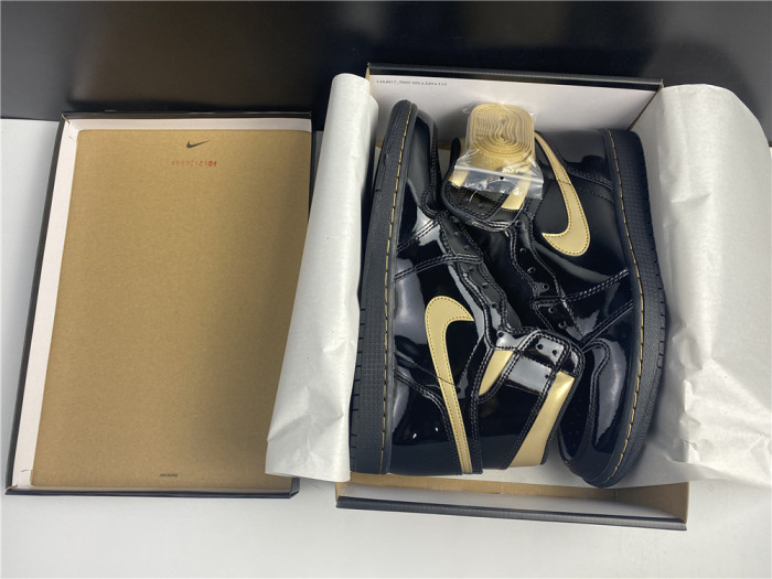jordan 1 retro high black metallic gold (2020) 555088-032