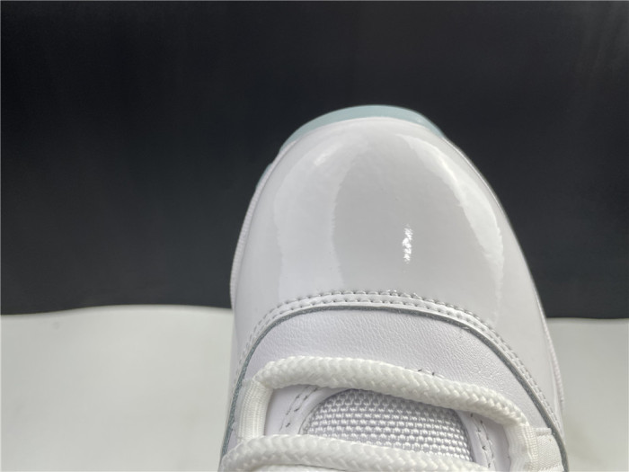 air jordan 11 low “legend blue” av2187-117