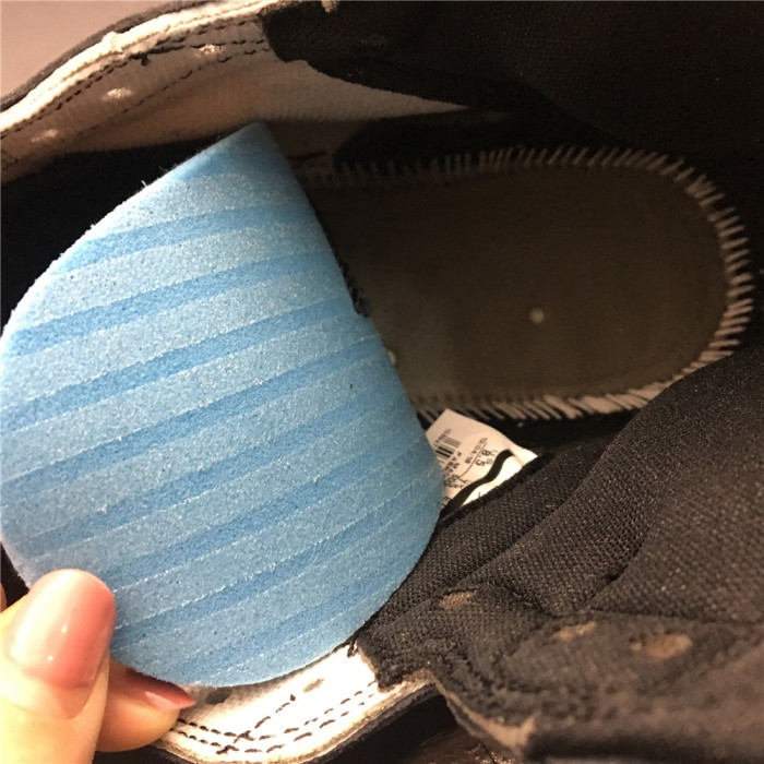 air jordan 1 black white gym red 555088-061