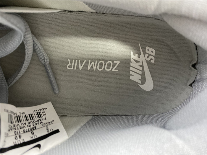 nike sb dunk low summit white wolf grey - ar0778-110