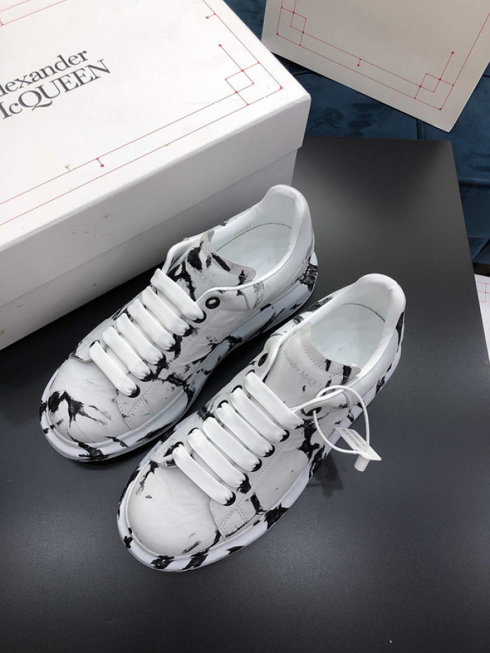 alex mcqu sneakers