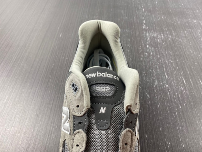 new balance 992 jjjjound grey m992gr