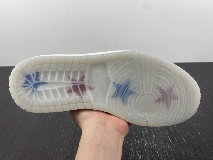 trophy room x air jordan 1 high og fn0432-017