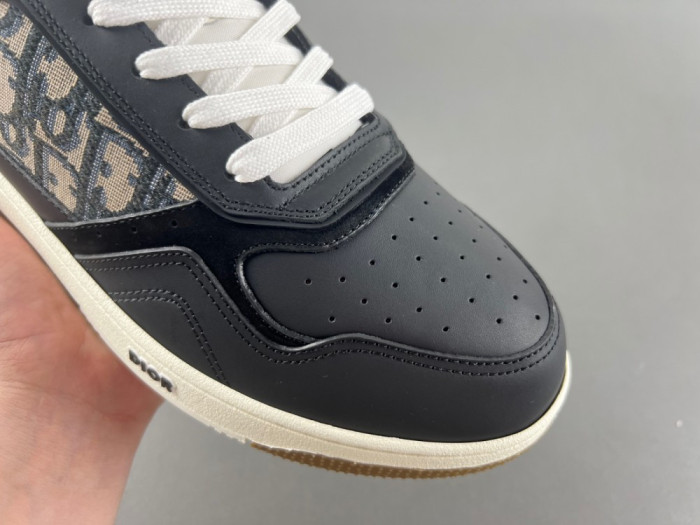 LOW DIOR OBLIQUE GALAXY B27