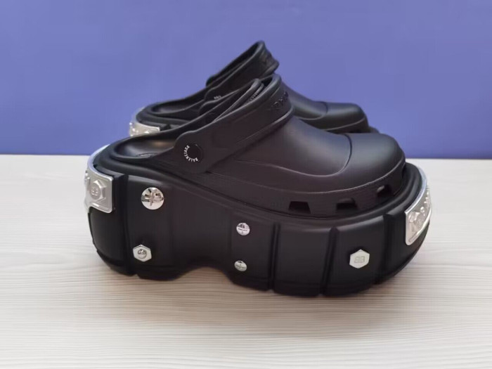 ba*len*cia*ga x Cr*0*s hardCr*0*s sandal