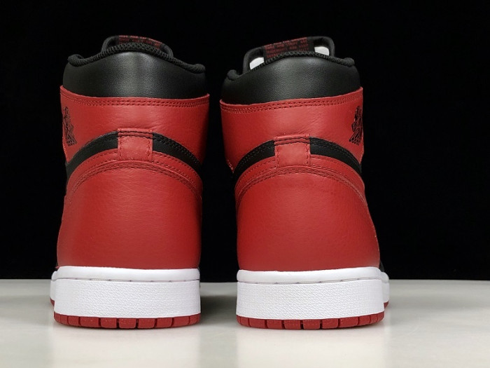 air jordan 1 retro high og “banned” red mens 555088-001