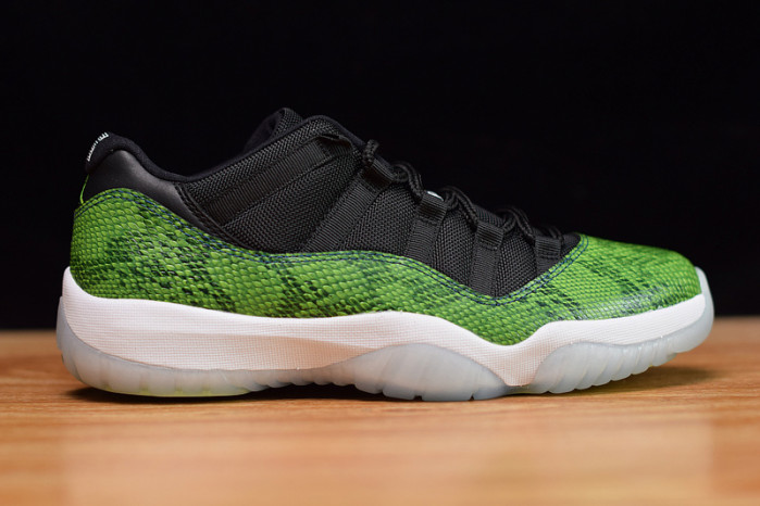 jordan 11 retro low green snakeskin - 528895-033