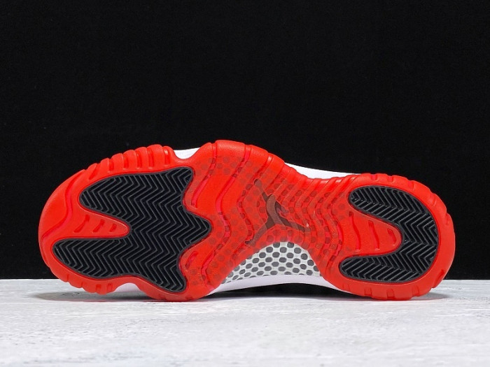 jordan 11 retro playoffs bred - 378037-061